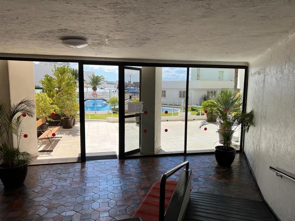 Cozy Apartment In The Center Of Costa Adeje On The 1St Coastline Екстер'єр фото